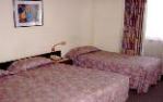 680 Triple Room